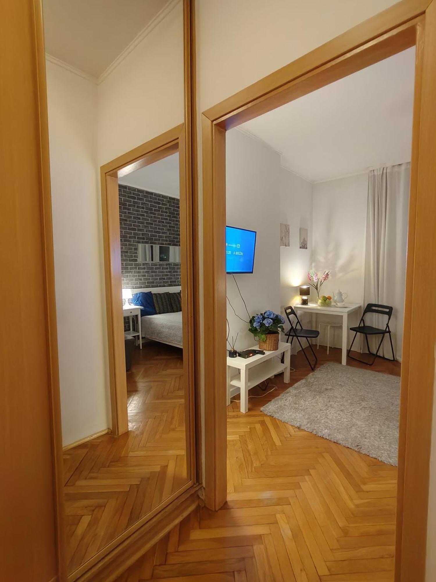 Central Studio Apartments Warschau Buitenkant foto